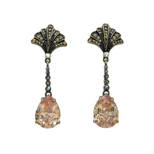Load image into Gallery viewer, Seashell Champagne Drop Earrings
